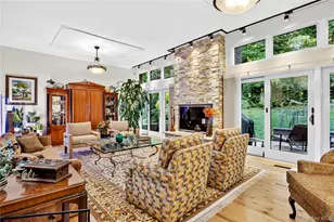 20 Fox Ridge, Roslyn, NY 11576 - Photo 7