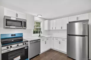 20 Muscoot Rd W, Mahopac, NY 10541 - Photo 9