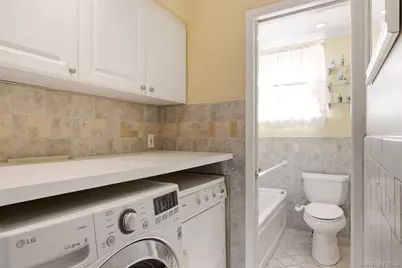 163 Islip Boulevard, Islip Terrace, NY 11752 - Photo 9