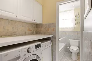 163 Islip Blvd, Islip Terrace, NY 11752 - Photo 9