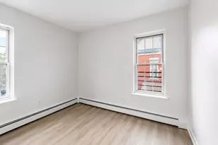 32 N Bridge St, Poughkeepsie, NY 12601 - Photo 15
