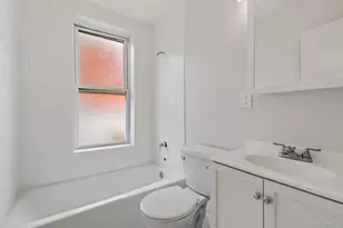 32 N Bridge St, Poughkeepsie, NY 12601 - Photo 13