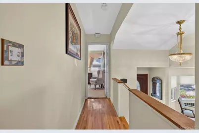 31 Irene Lane E, Plainview, NY 11803 - Photo 27