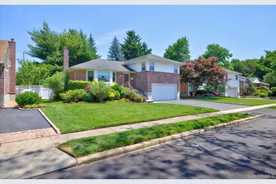 31 Irene Lane E, Plainview, NY 11803 - Photo 3