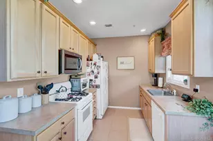168 Kettles Ln, Medford, NY 11763 - Photo 17