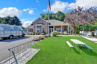 168 Kettles Ln, Medford, NY 11763 - Photo 39