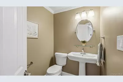 16 English Ivy Lane, Lake Grove, NY 11755 - Photo 17