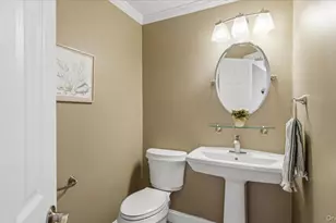 16 English Ivy Ln, Lake Grove, NY 11755 - Photo 17