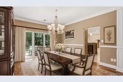 16 English Ivy Lane, Lake Grove, NY 11755 - Photo 7