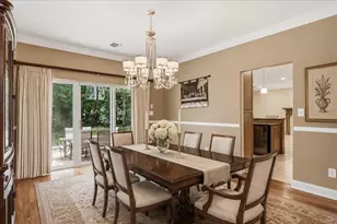 16 English Ivy Ln, Lake Grove, NY 11755 - Photo 7