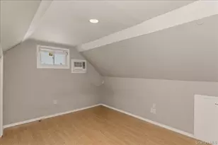 42 Larch St, Hicksville, NY 11801 - Photo 19