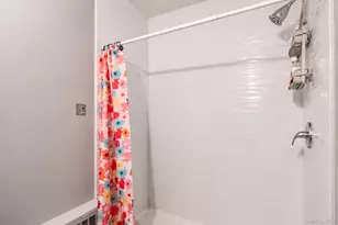 2823 W 37th St, Brooklyn, NY 11224 - Photo 13