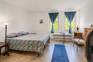 2823 W 37th St, Brooklyn, NY 11224 - Photo 5