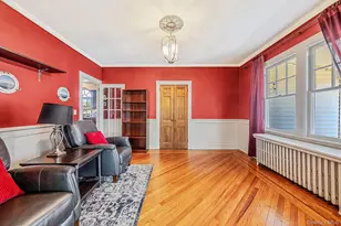 53 Mowbray Ave, Bay Shore, NY 11706 - Photo 11