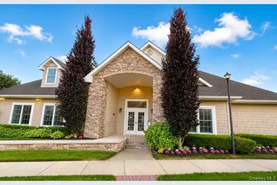 11 Morley Circle, Melville, NY 11747 - Photo 11