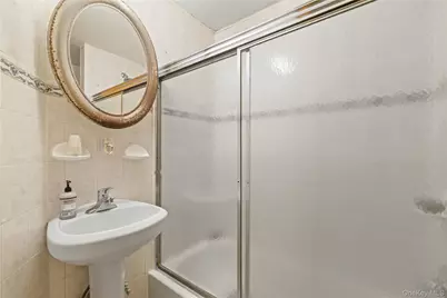 695 Park Place, Brooklyn, NY 11216 - Photo 15