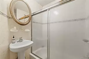 695 Park Pl, Brooklyn, NY 11216 - Photo 15