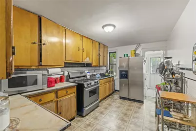 695 Park Place, Brooklyn, NY 11216 - Photo 9