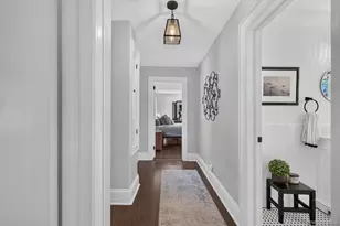 17 Hollywood Ct, Rockville Centre, NY 11570 - Photo 31