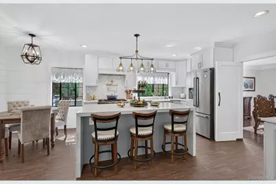 17 Hollywood Court, Rockville Centre, NY 11570 - Photo 17