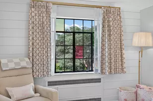 17 Hollywood Ct, Rockville Centre, NY 11570 - Photo 27