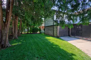 17 Hollywood Ct, Rockville Centre, NY 11570 - Photo 43