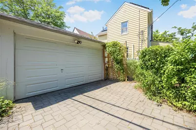 10 Ashton Road, Yonkers, NY 10705 - Photo 27