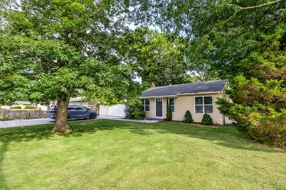 64 Arpage Drive E, Shirley, NY 11967 - Photo 7