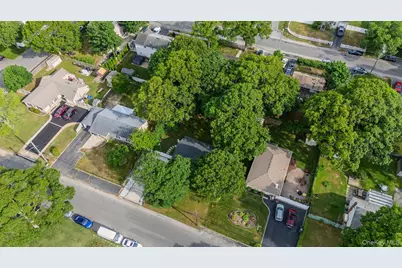 64 Arpage Drive E, Shirley, NY 11967 - Photo 35