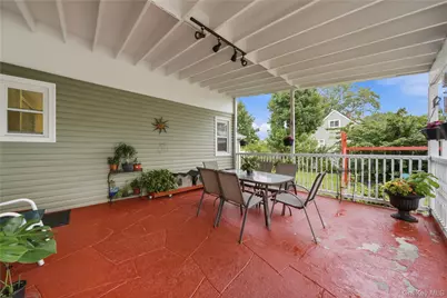 39 Church Street, Central Islip, NY 11722 - Photo 21