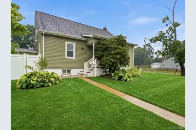39 Church Street, Central Islip, NY 11722 - Photo 1