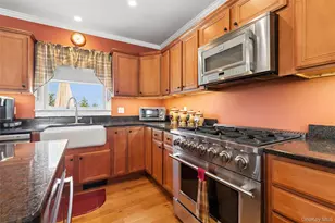 10415 Oregon Rd, Cutchogue, NY 11935 - Photo 9