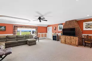 10415 Oregon Rd, Cutchogue, NY 11935 - Photo 15
