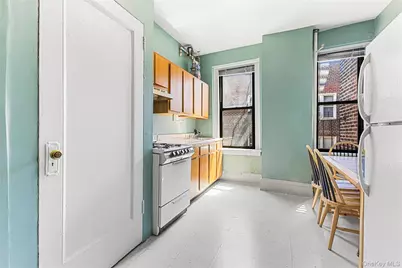 880 West 181st Street #6G, New York, NY 10033 - Photo 5