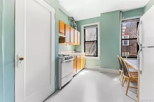 880 W 181st St, New York, NY 10033 - Photo 5