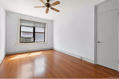 880 West 181st Street #6G, New York, NY 10033 - Photo 3