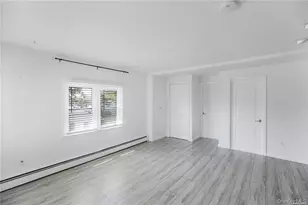 22 Jennings Ave, Patchogue, NY 11772 - Photo 3