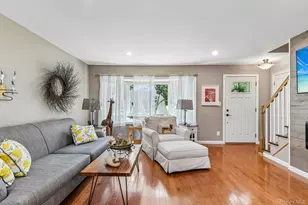 75 Hale Rd, North Babylon, NY 11703 - Photo 9