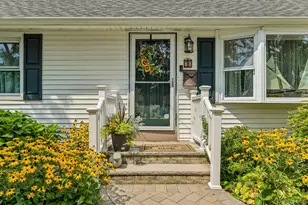 75 Hale Rd, North Babylon, NY 11703 - Photo 5