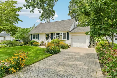 75 Hale Road, North Babylon, NY 11703 - Photo 3