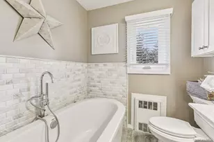 75 Hale Rd, North Babylon, NY 11703 - Photo 27
