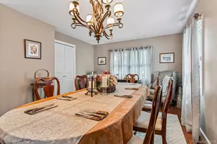 75 Hale Rd, North Babylon, NY 11703 - Photo 11