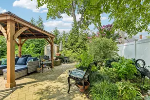 75 Hale Rd, North Babylon, NY 11703 - Photo 31