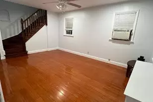 82-52 257th St, Glen Oaks, NY 11004 - Photo 3