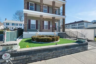 75 Albany Street #3, Poughkeepsie, NY 12601 - Photo 3