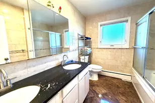 906 Park Ct, Woodmere, NY 11581 - Photo 9