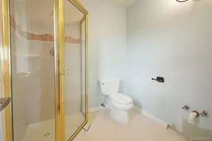 300 S Snedecor Ave, Bayport, NY 11705 - Photo 23