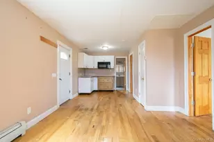 300 S Snedecor Ave, Bayport, NY 11705 - Photo 9
