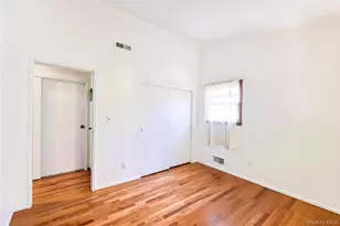28 Dartmouth Dr, Smithtown, NY 11787 - Photo 11