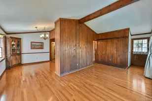 28 Dartmouth Dr, Smithtown, NY 11787 - Photo 5